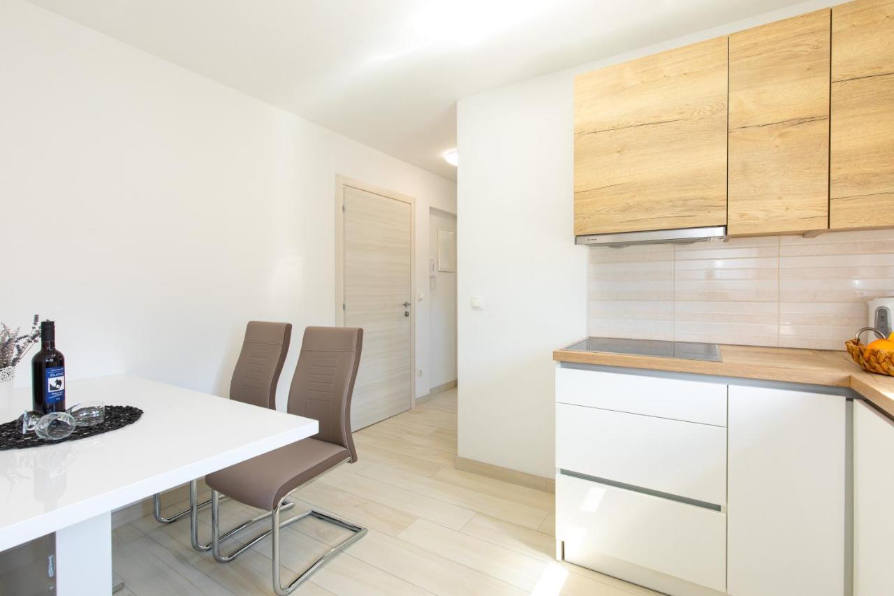 Apartments Augustinovic Baska  Luaran gambar