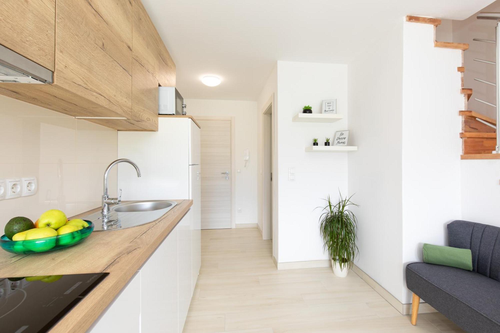 Apartments Augustinovic Baska  Bilik gambar